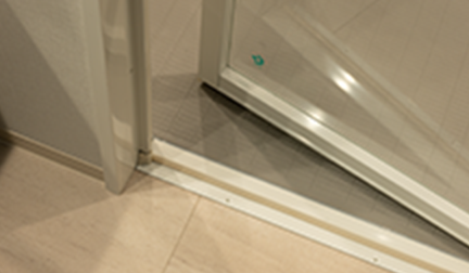 パッキンレスドア